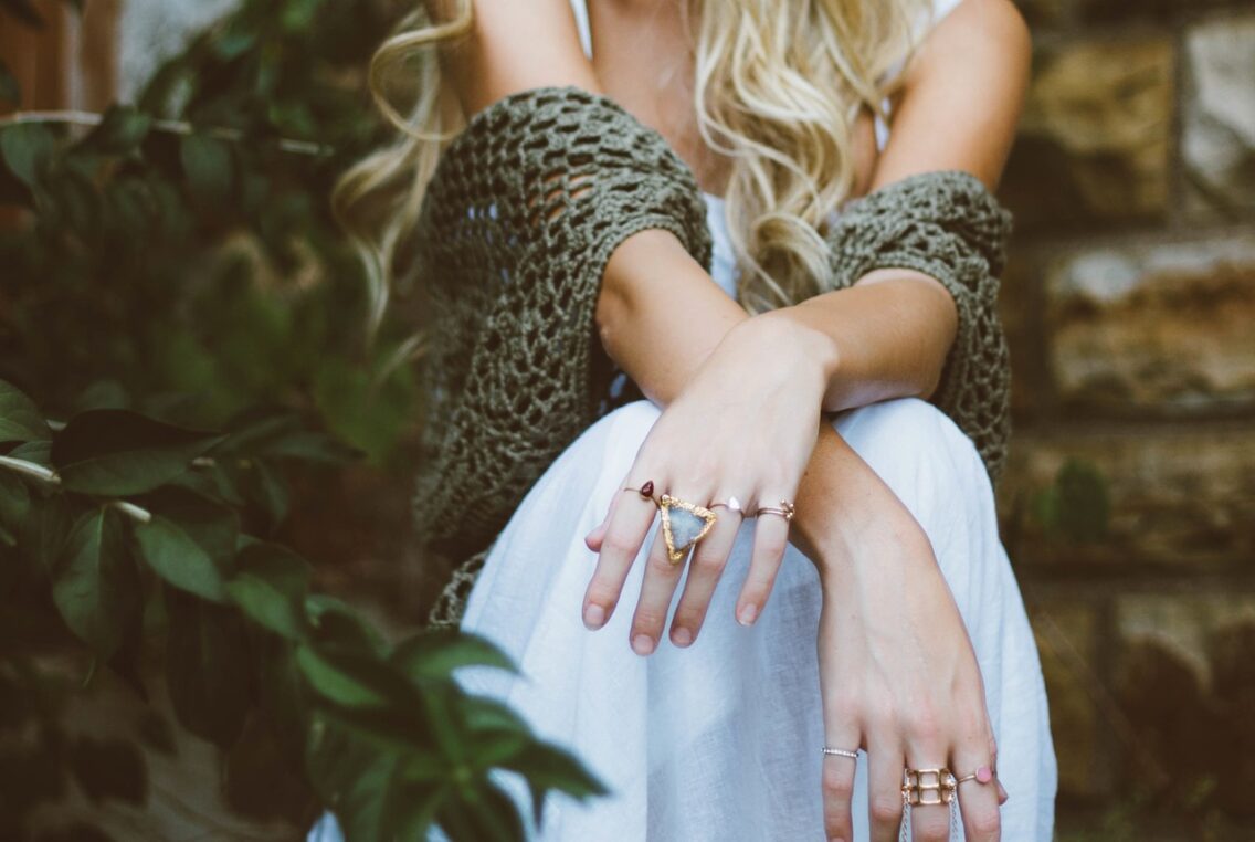 4 Reasons You Should Be Buying Vintage Jewellery