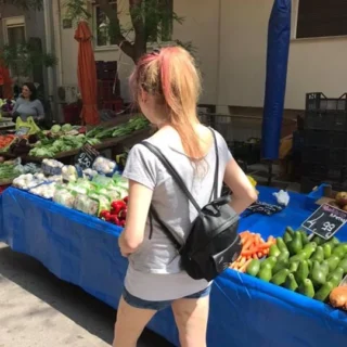 5 Classic Pieces You Must Have in Your Closet