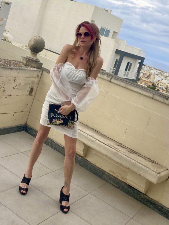 Black or White this Winter?