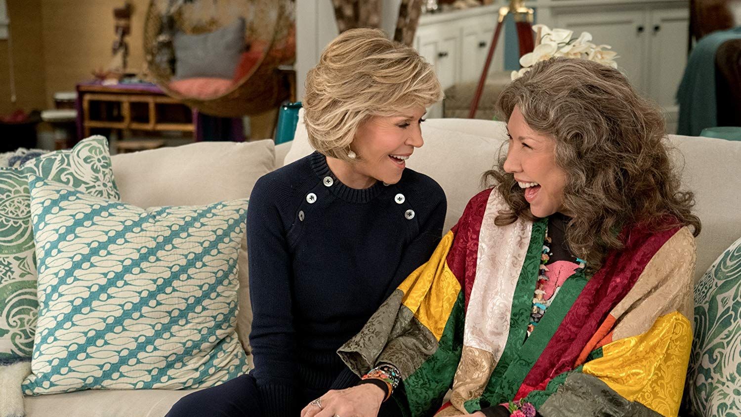 8 female friendships show up after “Grace and Frankie.”