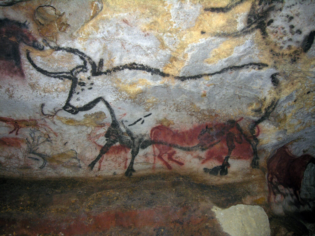 6. Lascaux Caves, France