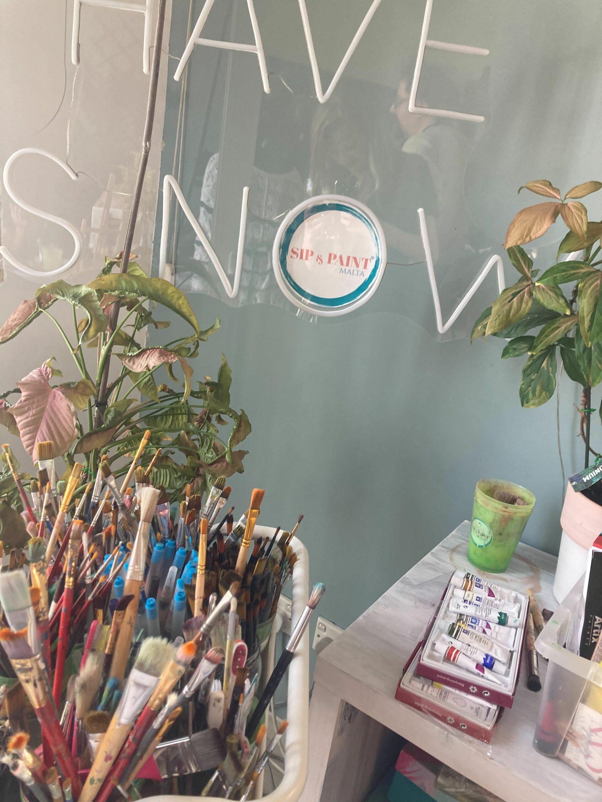 Malta’s Sip & Paint Classes