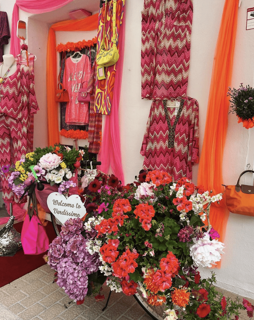 Verdissimo Fashion: A Pink Wonderland of Bubbly Fashion!