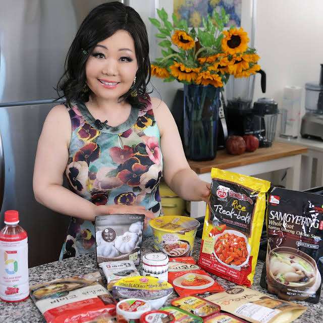 Top 10 Food YouTubers You Should Follow for Culinary Inspiration