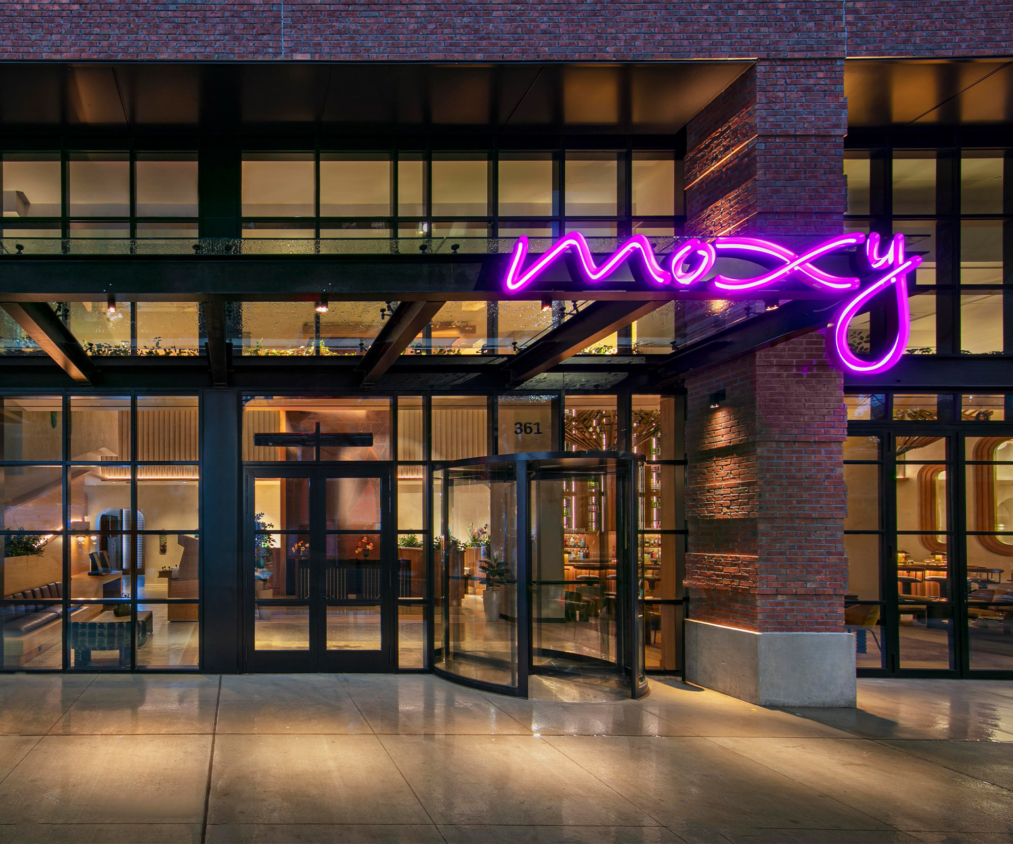 Moxy Hotels Review: Hospitality Meets High Spirits!