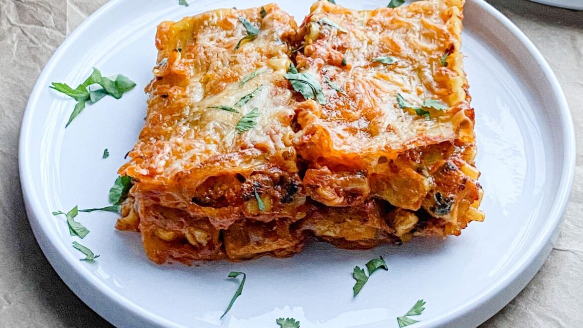 Butter chicken lasagne