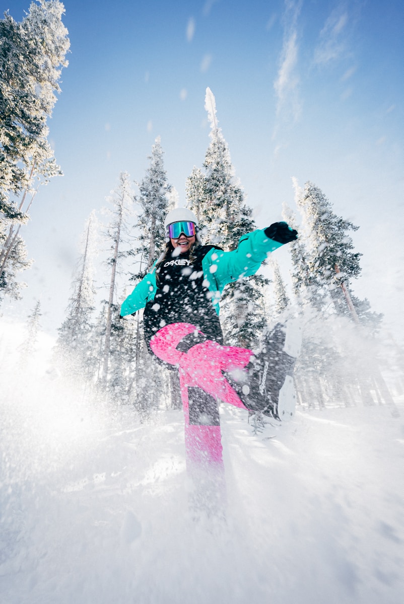 Snow Chic: How to Stay Stylish and Warm on Your Ski Adventure  