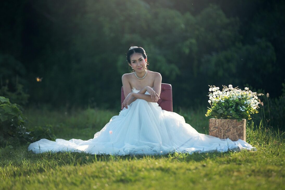 bride, wedding, field, fashion, asian, wedding dress, outdoors, woman, wedding gown, bride, wedding, wedding, wedding, wedding, wedding