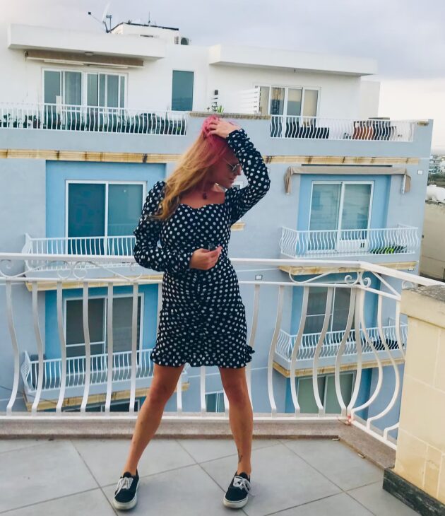 What to Wear When You’re Over Jeans (But Still Want to Look Hot)