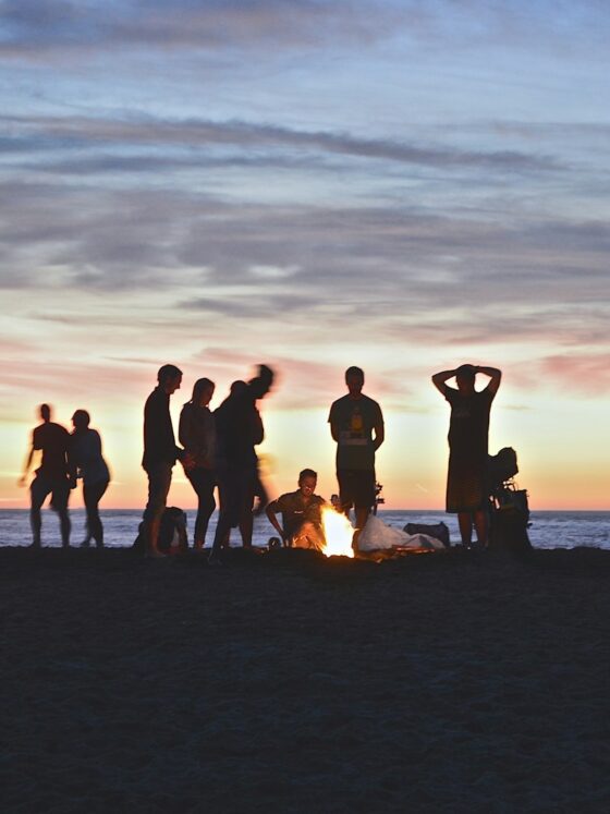 Navigating Diverse Social Circles with Style