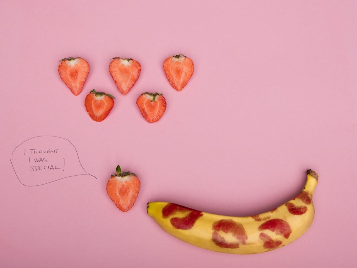 A Private Investigator Reveals 20 Signs Your Partner Might Be Cheating