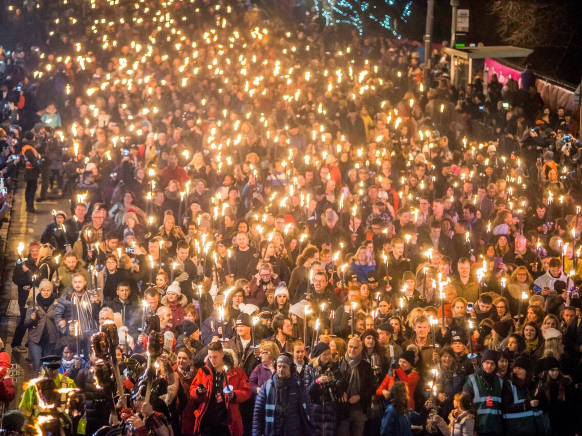 Hogmanay Edinburgh Guide 2025: What to Expect, Wear and Book