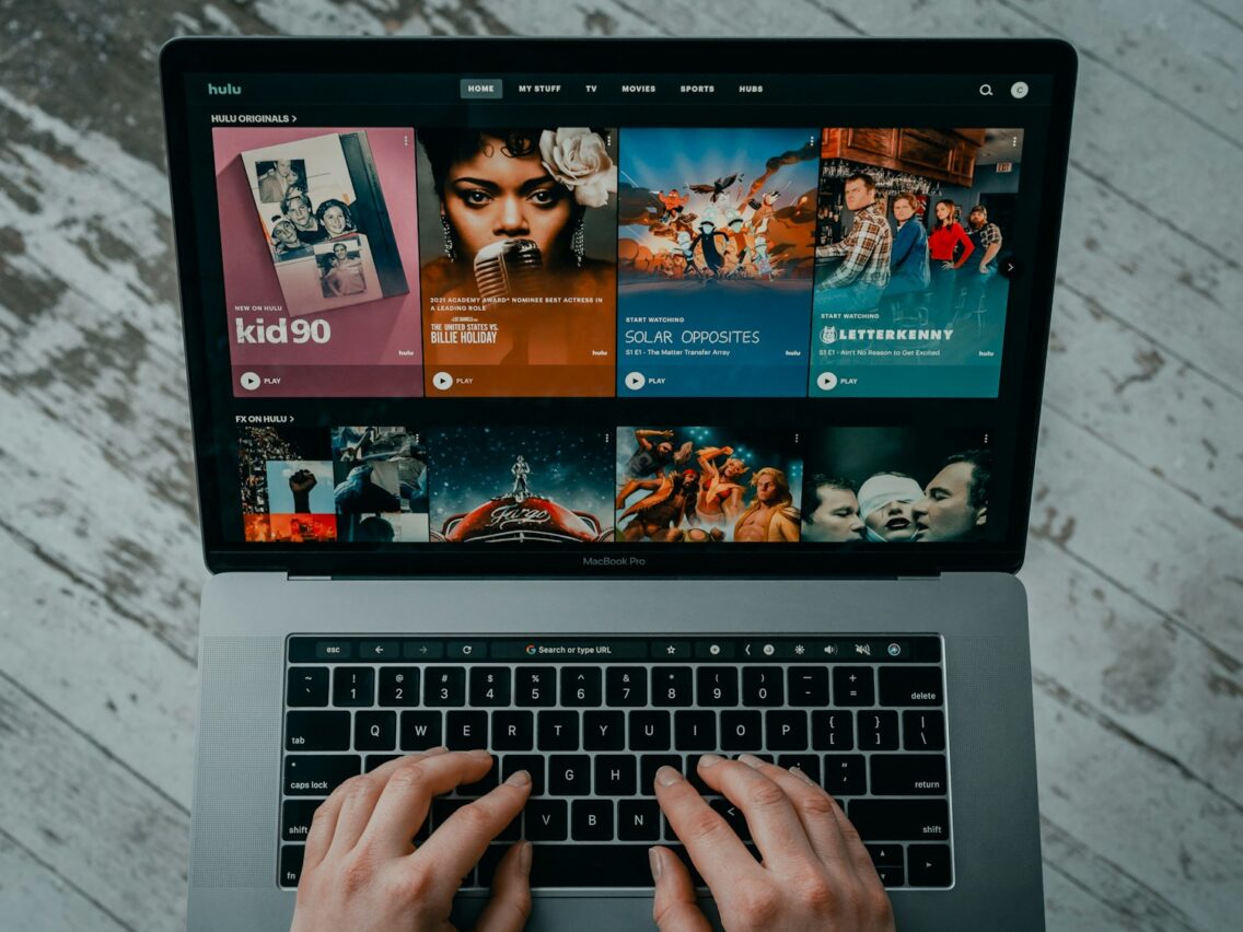 Best Movie Review Sites for Film Lovers in 2025