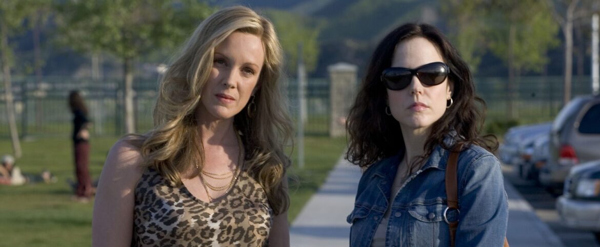 Weeds TV Show: Behind-the-Scenes Secrets & Cast Updates