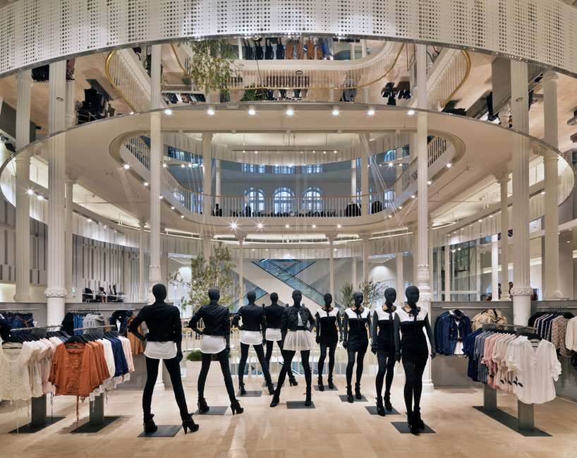 13. Zara, Via del Corso – Rome, Italy
